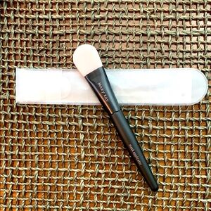 Mary Kay NIP Silicone Mask Applicator